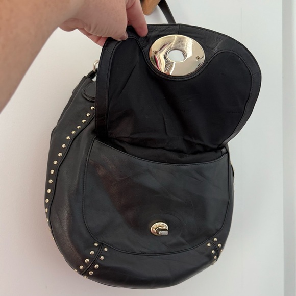 Vintage Coach black leather gold studded Circle Hobo shoulder bag - Picture 7 of 11